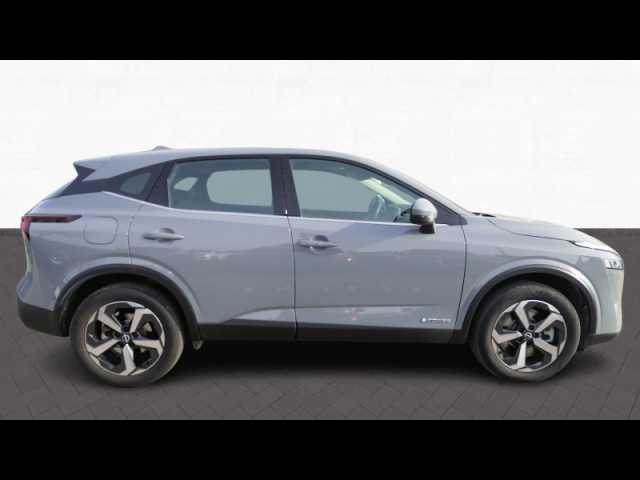 Nissan Qashqai e-POWER 190ch Business Edition 2022