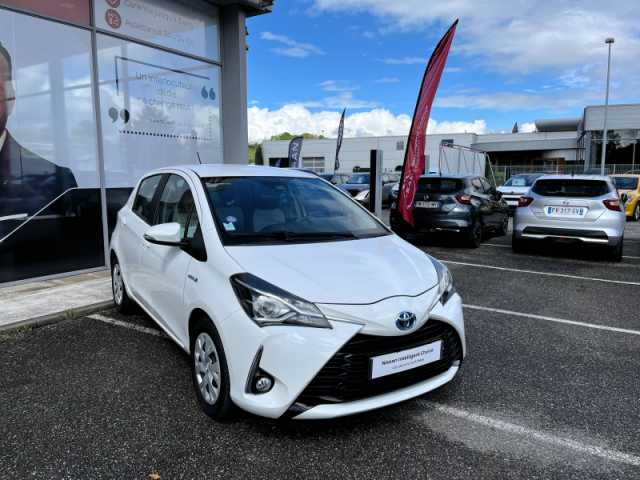 Toyota Yaris 100h France Business 5p