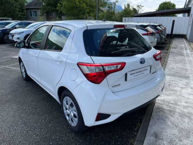 Toyota Yaris 100h France Business 5p