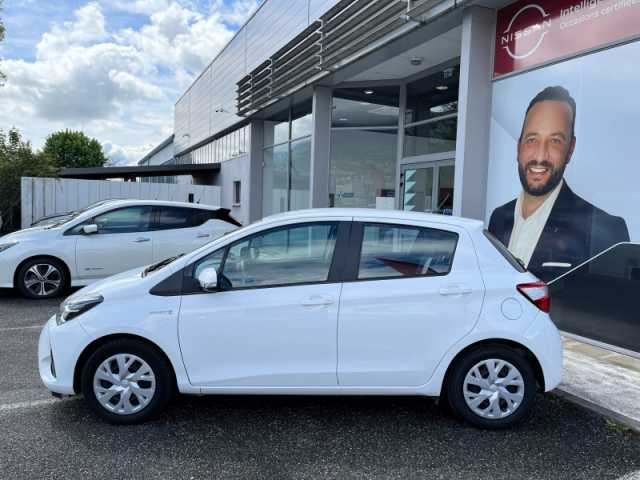 Toyota Yaris 100h France Business 5p