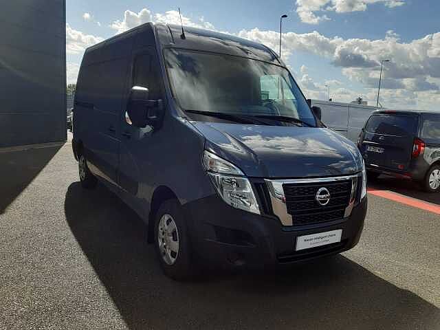 Nissan Interstar fourgon L2H2 3T3 2.3 DCI 135