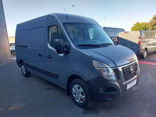 Nissan Interstar fourgon L2H2 3T3 2.3 DCI 135