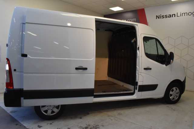 Nissan Interstar fourgon L2H2 3T5 2.3 DCI 135