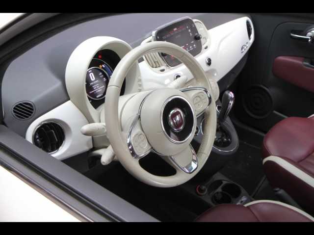 Fiat 500 0.9 8v TwinAir 85ch S&amp;S Club Dualogic